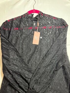 Black Lace Long-Sleeve Chemise with tank